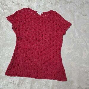 Liz Claiborne Red Short Sleeved Crochet Look Mesh Top Shirt Medium Knit Casual